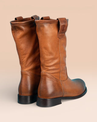 Benheart Agnese 5555 women’s cuoio leather boots, rear angled view.