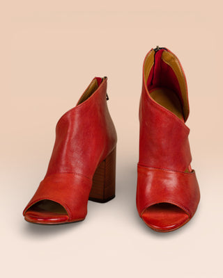 Front view of Aria V443 women's porpora buffalo leather block heel sandals with open toe and overlapping front design.