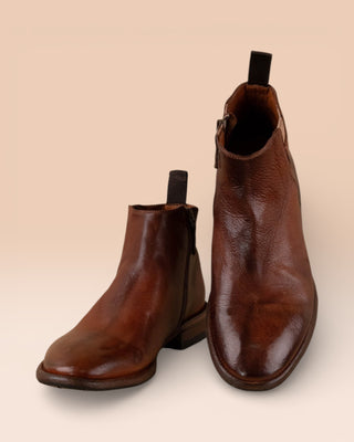 Front and angled top view of the Aufiero 1434 Chelsea boots in cocker leather by Benheart.
