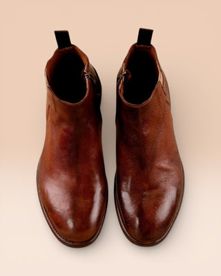 Top view of Benheart Aufiero 1434 men’s Chelsea boots in cocker leather.
