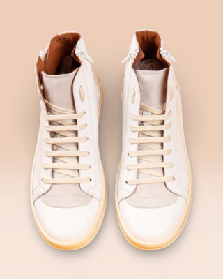 Benheart Bonetti 8473 unisex white leather high-top sneakers with rubber soles, top view.