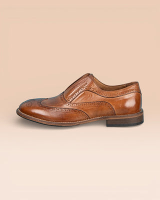 Side view of Benheart Colombo 7543 men’s cerro leather brogue shoes.