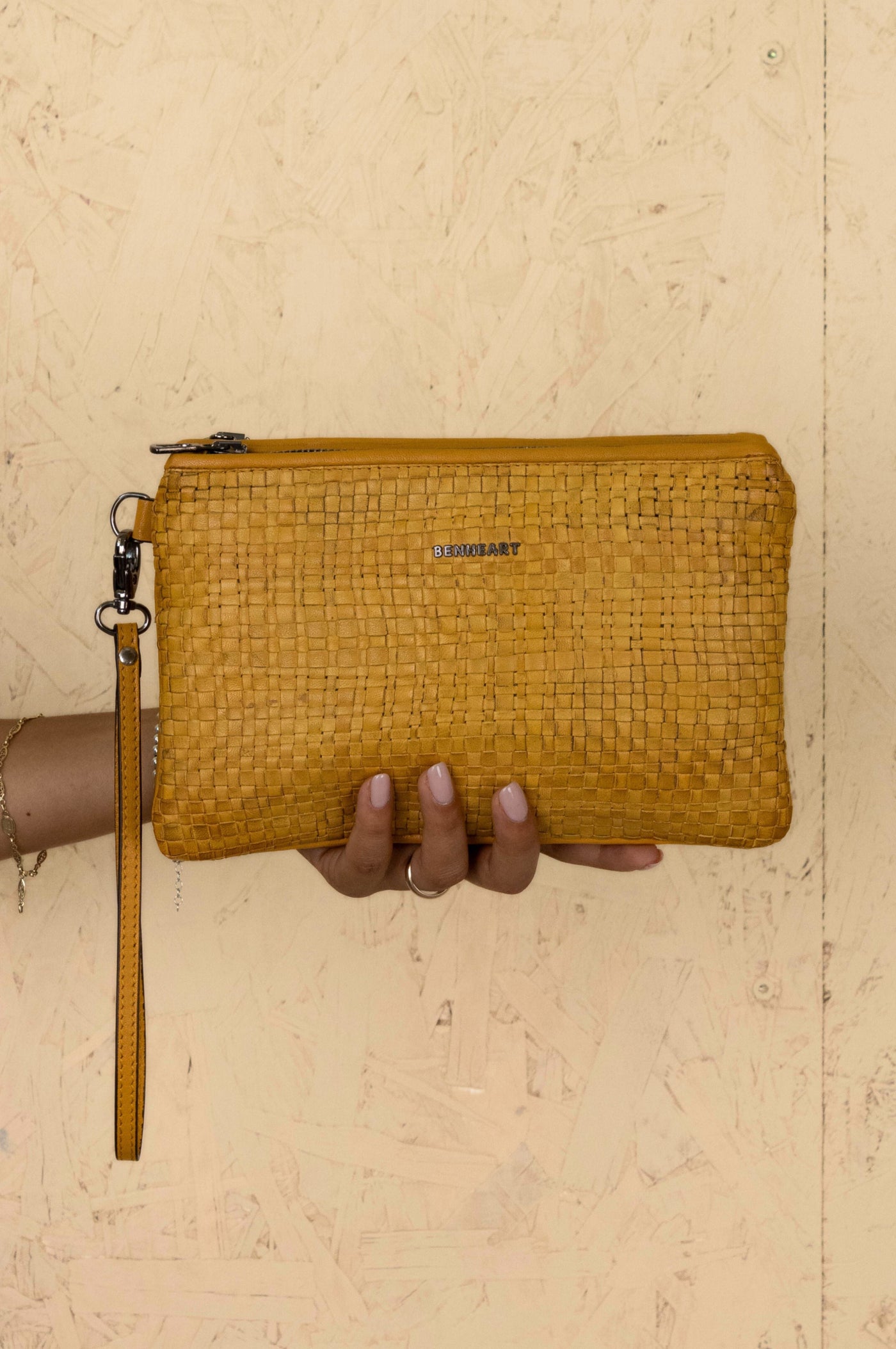 DESERT POCHETTE INTRECCIATA - benheart.it