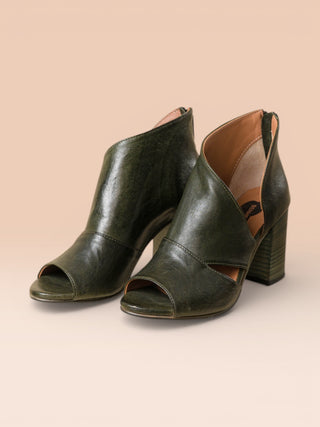 Buffalo Leather Heeled Sandals - ARIA V443