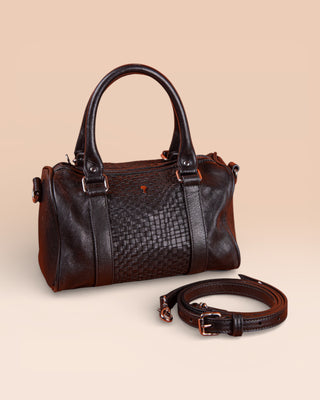 Benheart Dom Intrecciata black leather bag, handcrafted in Florence, woven design with detachable shoulder strap, front view.