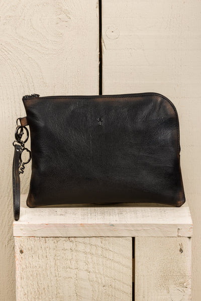 Benheart Gigi leather pouch in black beige, handcrafted in Italy, front view.