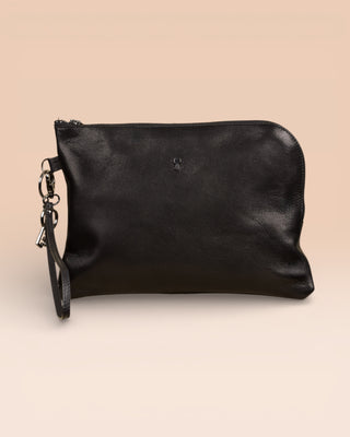 Benheart Gigi leather pouch in black, handcrafted in Italy, front view.