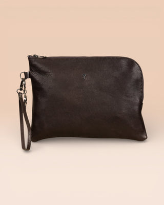 Benheart Gigi leather pouch in dark brown, handcrafted in Italy, front view.