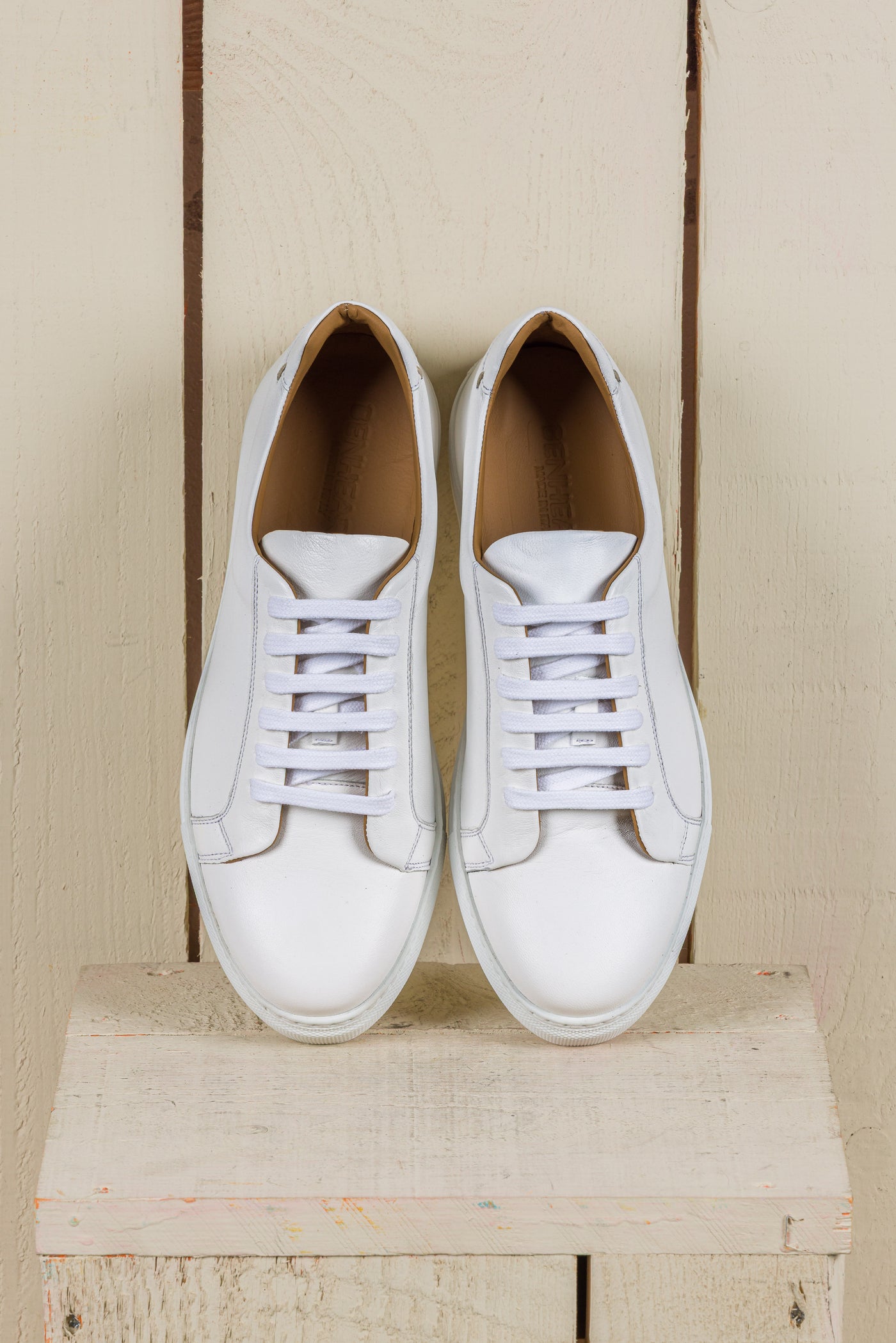 Benheart Leclerc men’s white leather low-top sneakers, top view.