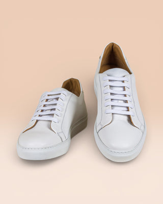 Benheart Leclerc men’s white leather low-top sneakers, front angled and top view.