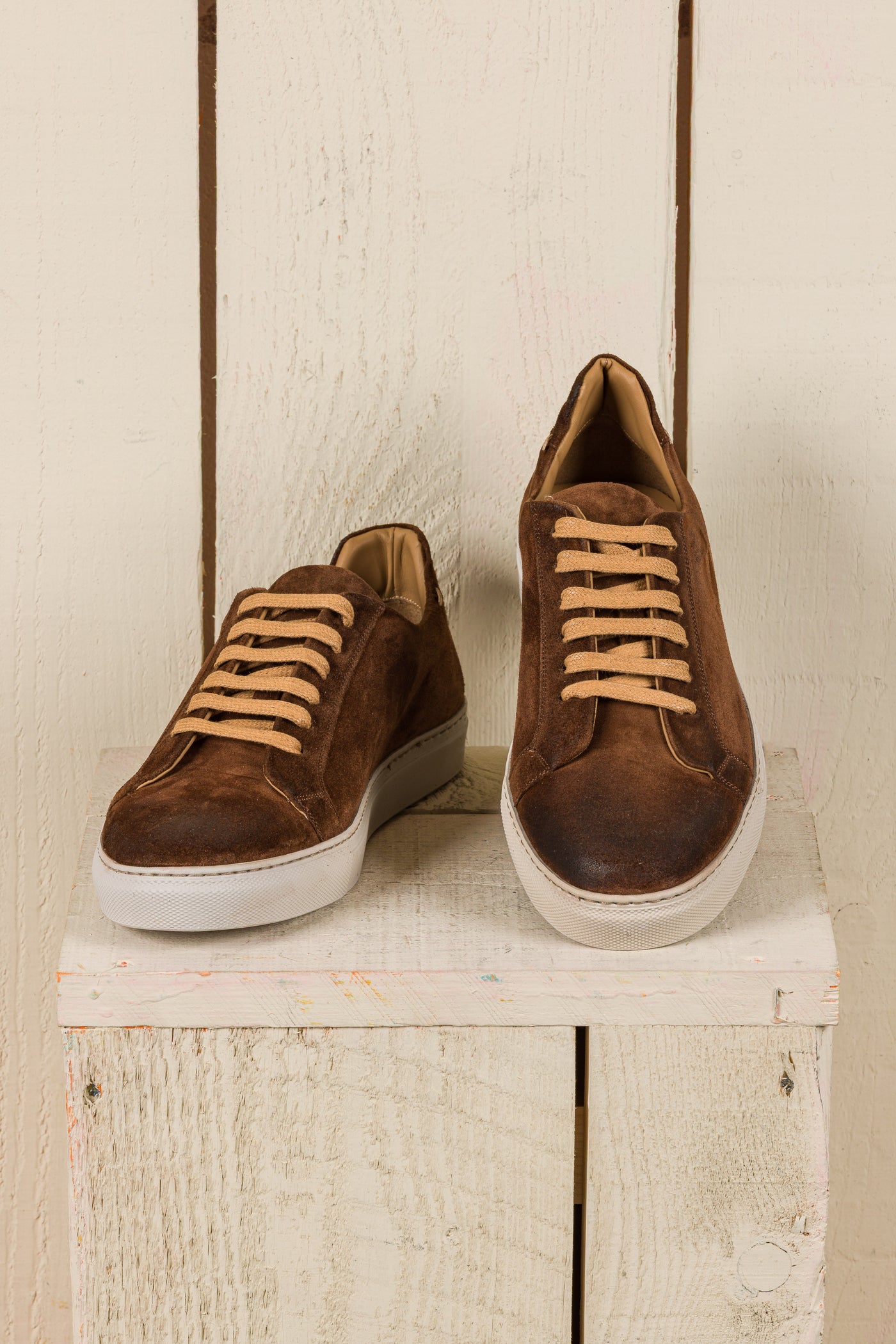 Benheart Leclerc men’s brown suede leather low-top sneakers, front angled and top view.