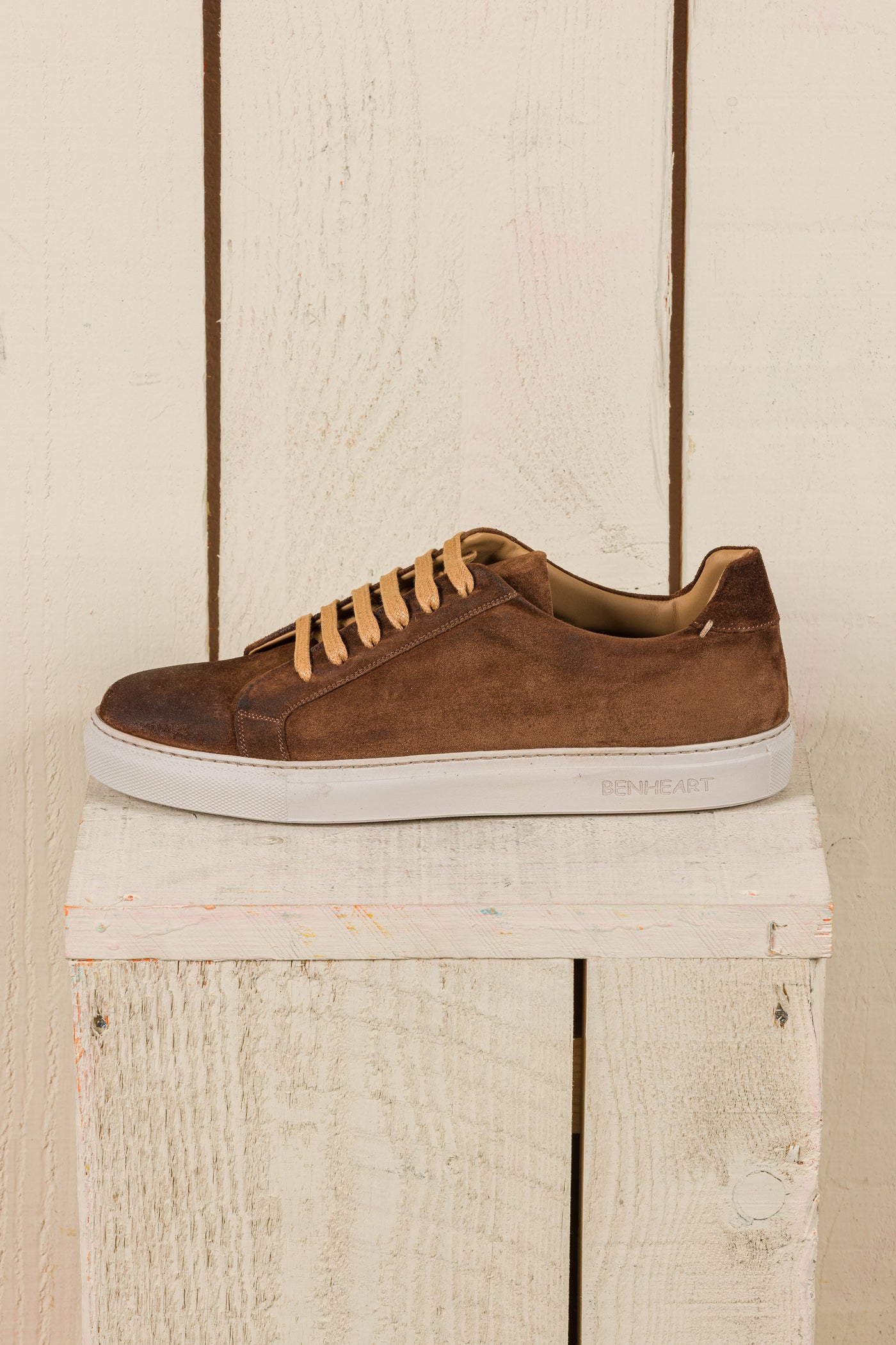Benheart Leclerc men’s brown suede leather low-top sneakers, side view.