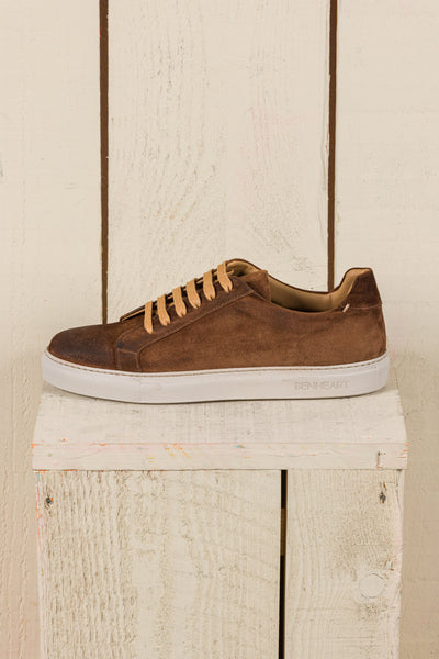 Benheart Leclerc men’s brown suede leather low-top sneakers, side view.