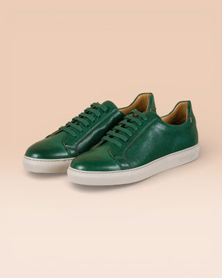 Benheart Leclerc men’s green leather low-top sneakers, front angled view.
