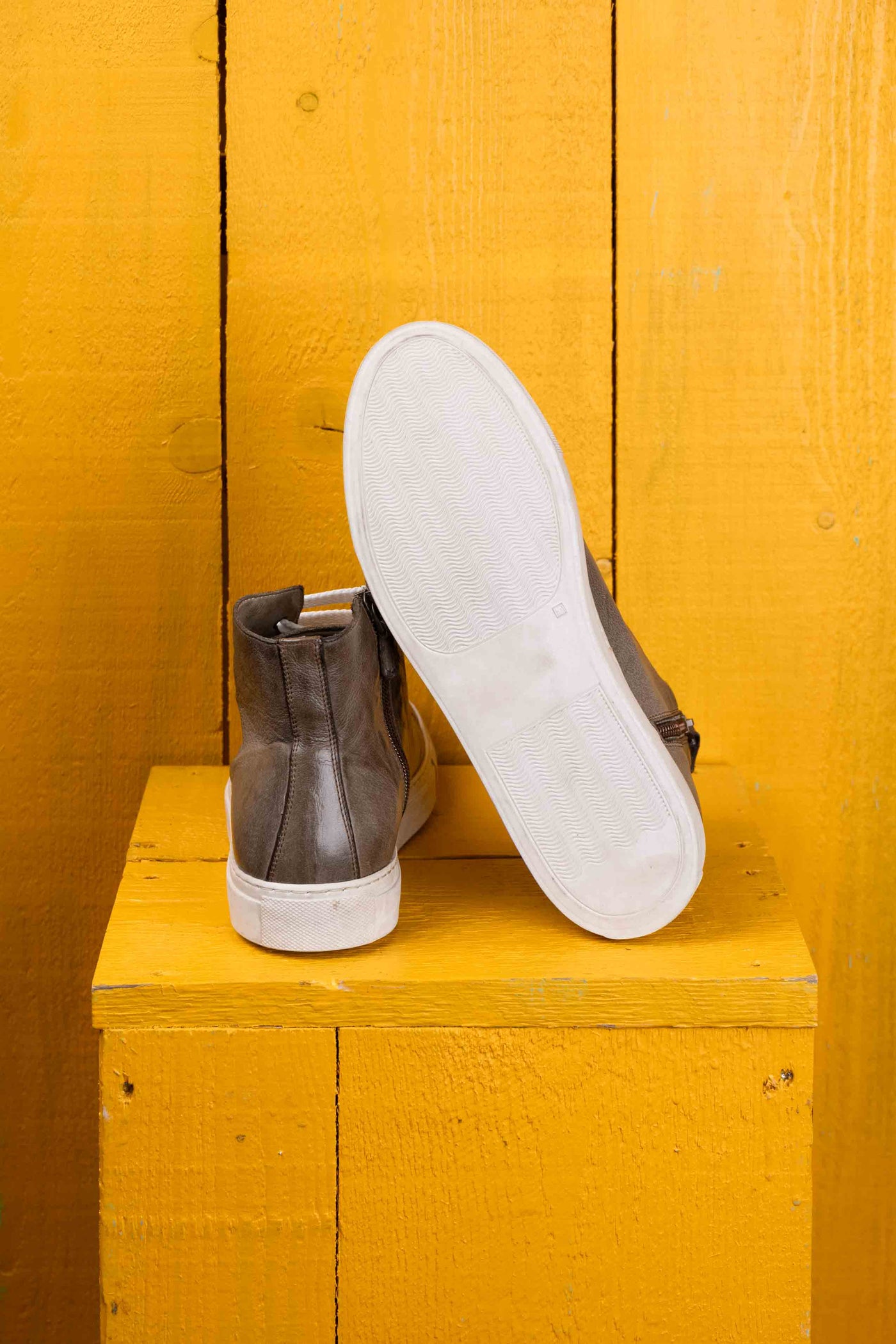 Rear view of Lombardi 1022 unisex corda leather high-top sneakers with rubber soles by Benheart.