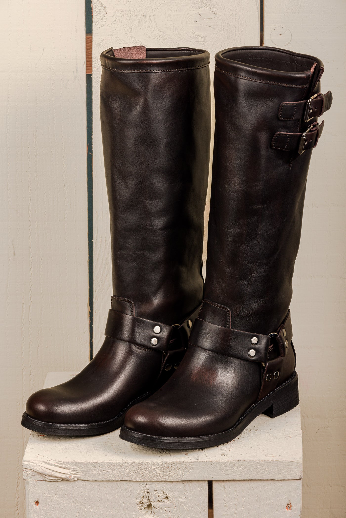Benheart Maria 994 women's testa di moro leather boots with buckles and harness strap, front angled view.