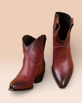 Benheart Natali 5151 Texan low-cut boots in fegato, front angled and top view.