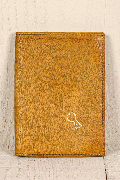 New York leather wallet by Benheart in mahogany, handcrafted in Florence, Italy.