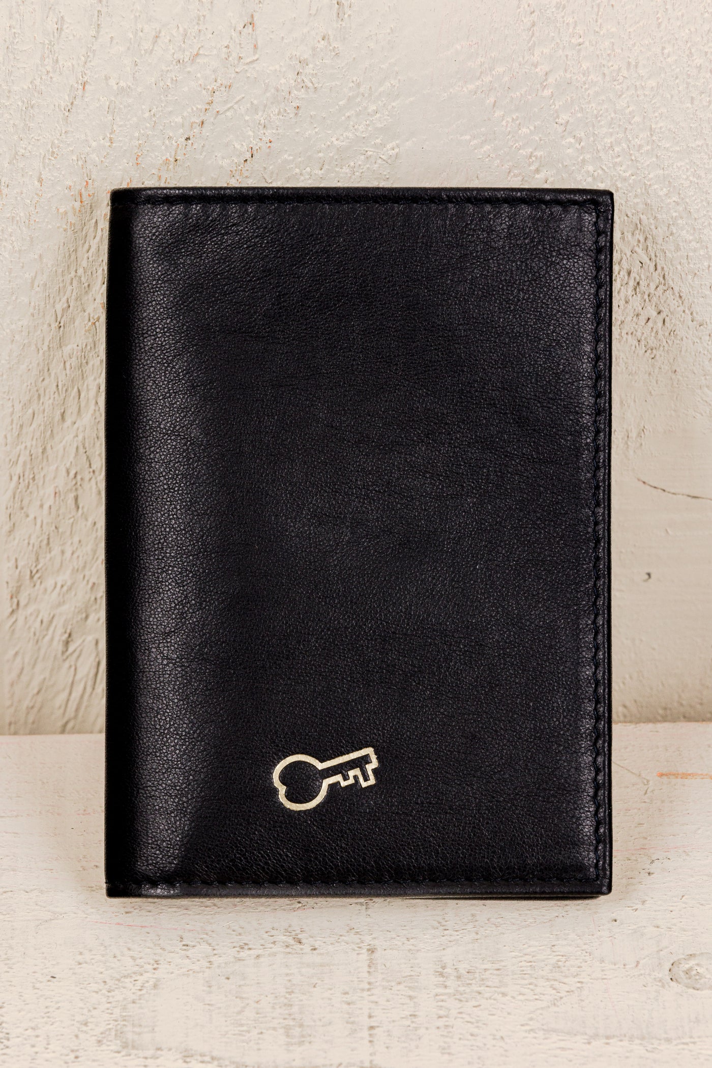 New York leather wallet by Benheart in black.