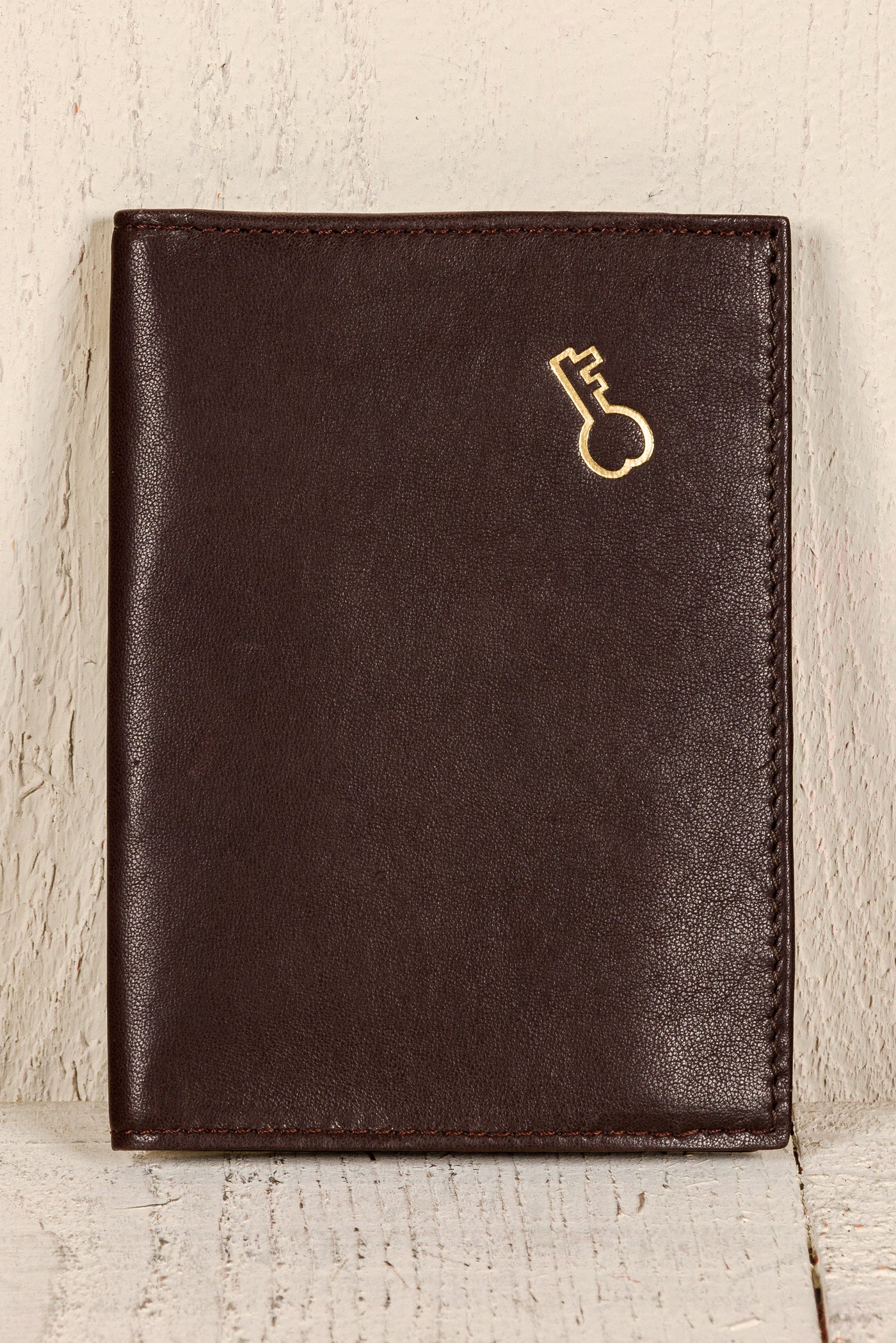 New York leather wallet by Benheart in dark brown testa di moro, handmade in Italy.