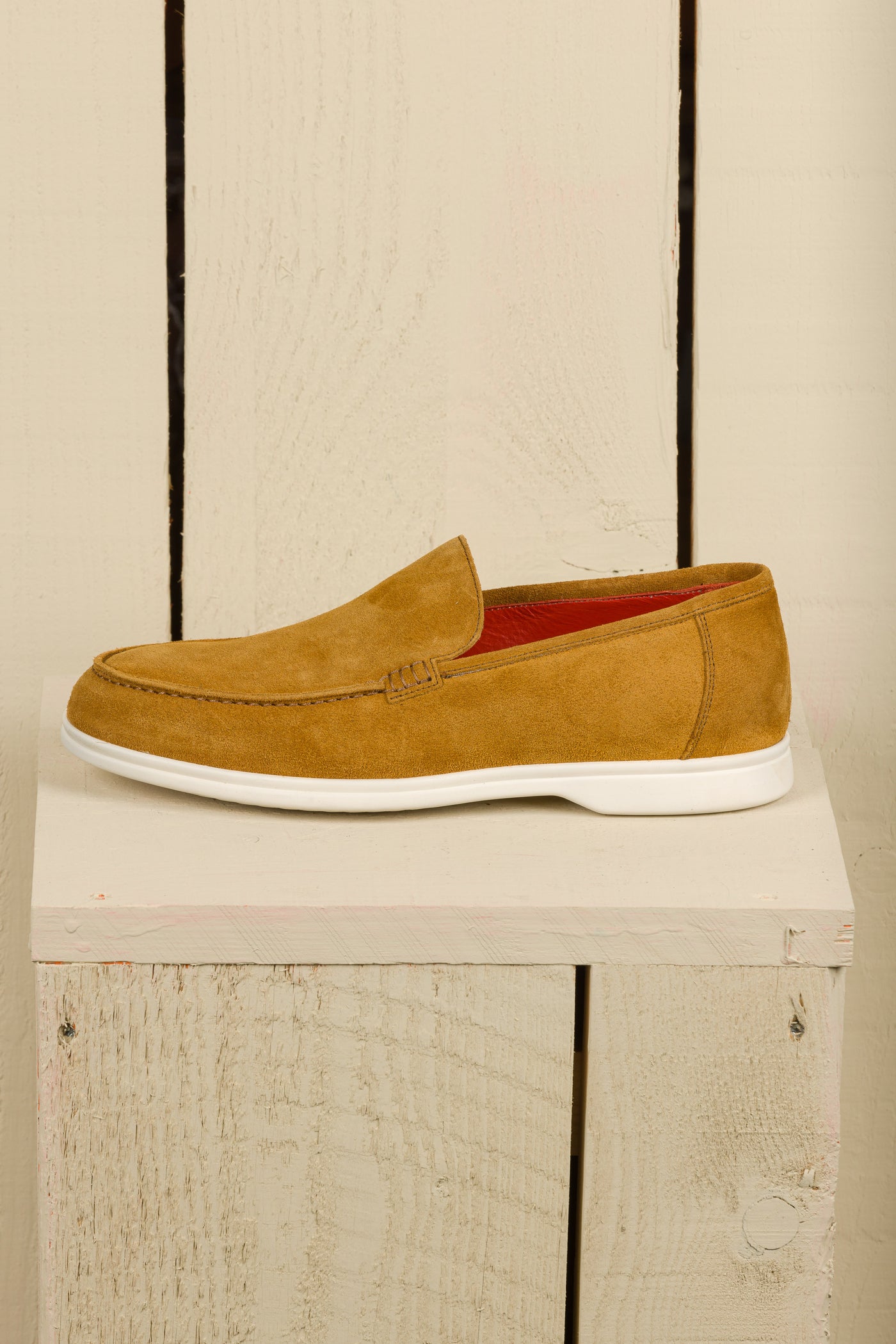 Benheart Nule men’s mahogany suede apron loafers with rubber sole, sideview.