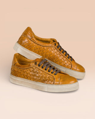 Oliviero 6201 men's mahogany woven leather low-top sneakers, side view showing both shoes.