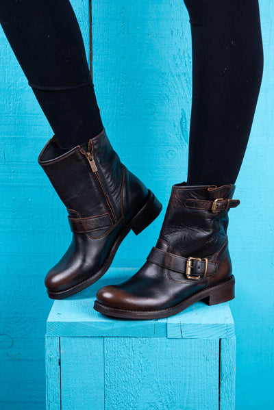 Benheart PRE08F women’s dark brown (testa di moro) leather ankle boots with buckles and side zip, worn by model.