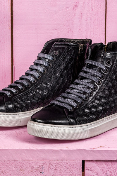 Close up view of Raimondo 8393 unisex black woven high-top sneakers with rubber soles.