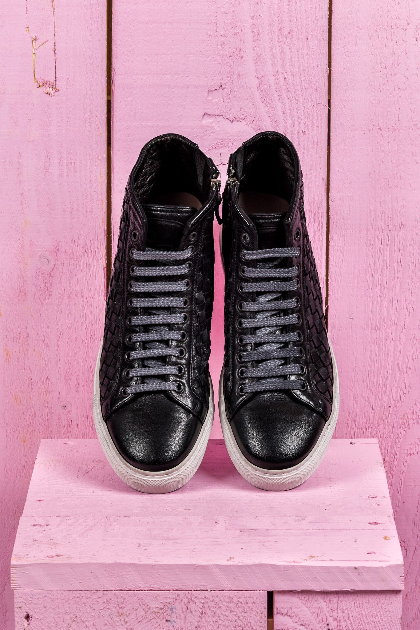 Top view of Raimondo 8393 unisex woven high-top sneakers in black.