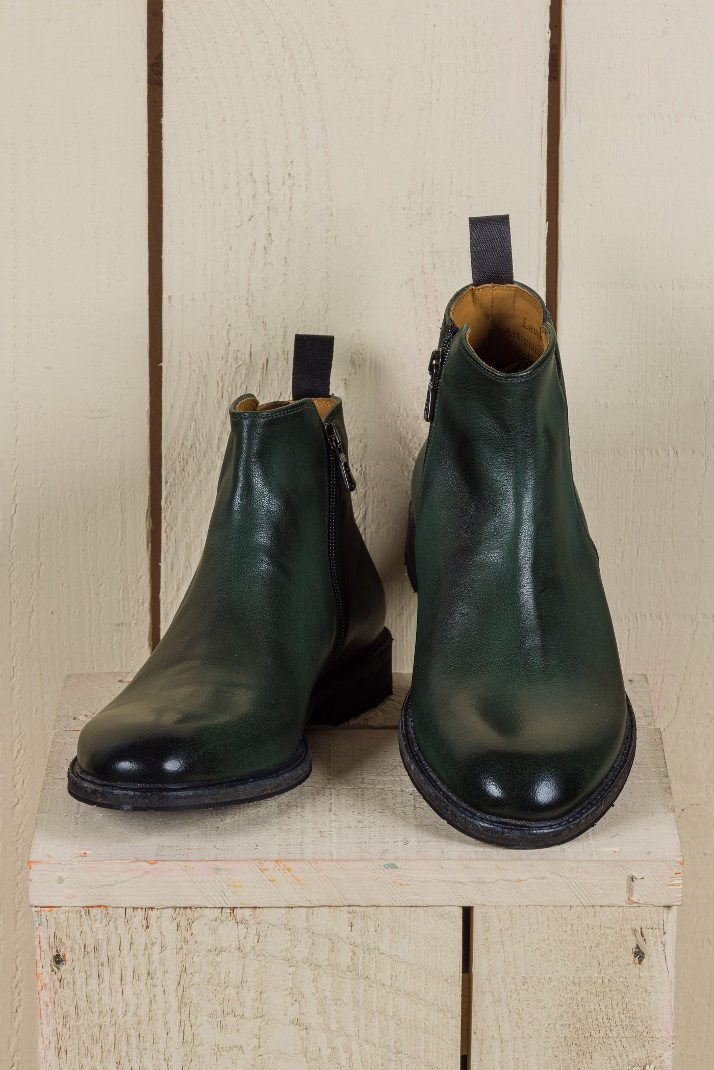 Front angled and top view of Suso men’s green leather Chelsea boots by Benheart.