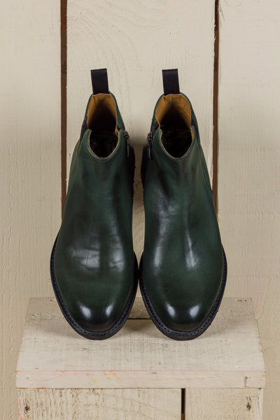 Top view of Suso men’s green leather ankle boots, handcrafted in Italy by Benheart.