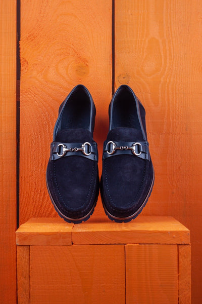 Top view of Benheart Tesi Q901 blue suede loafers with horsebit detail, handmade in Italy.
