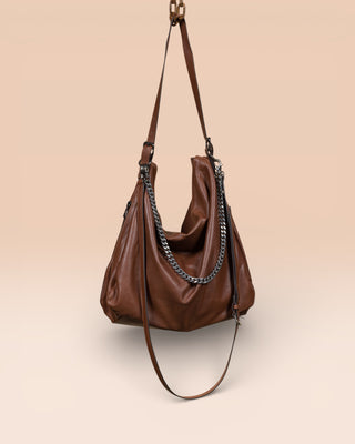 Front view of a VENICE leather bag by Beheart, leather brown color (cuoio), with chain, Made in Italy