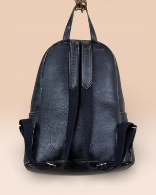 Benheart Zoe Special women’s black and beige leather backpack, rear view showing adjustable straps.