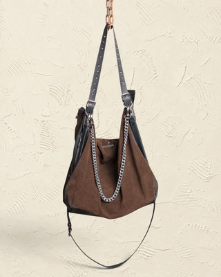 Borsa a spalla Benheart | Made in Italy, Made with Heart in camoscio marrone e pelle con dettagli a catena