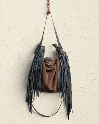 Borsa a spalla Benheart | Made in Italy, Made with Heart in camoscio marrone con lunghe frange in pelle nera