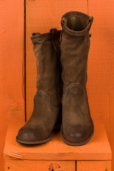 Benheart Agnese 5555 women’s taupe suede leather boots, front angled and top view.