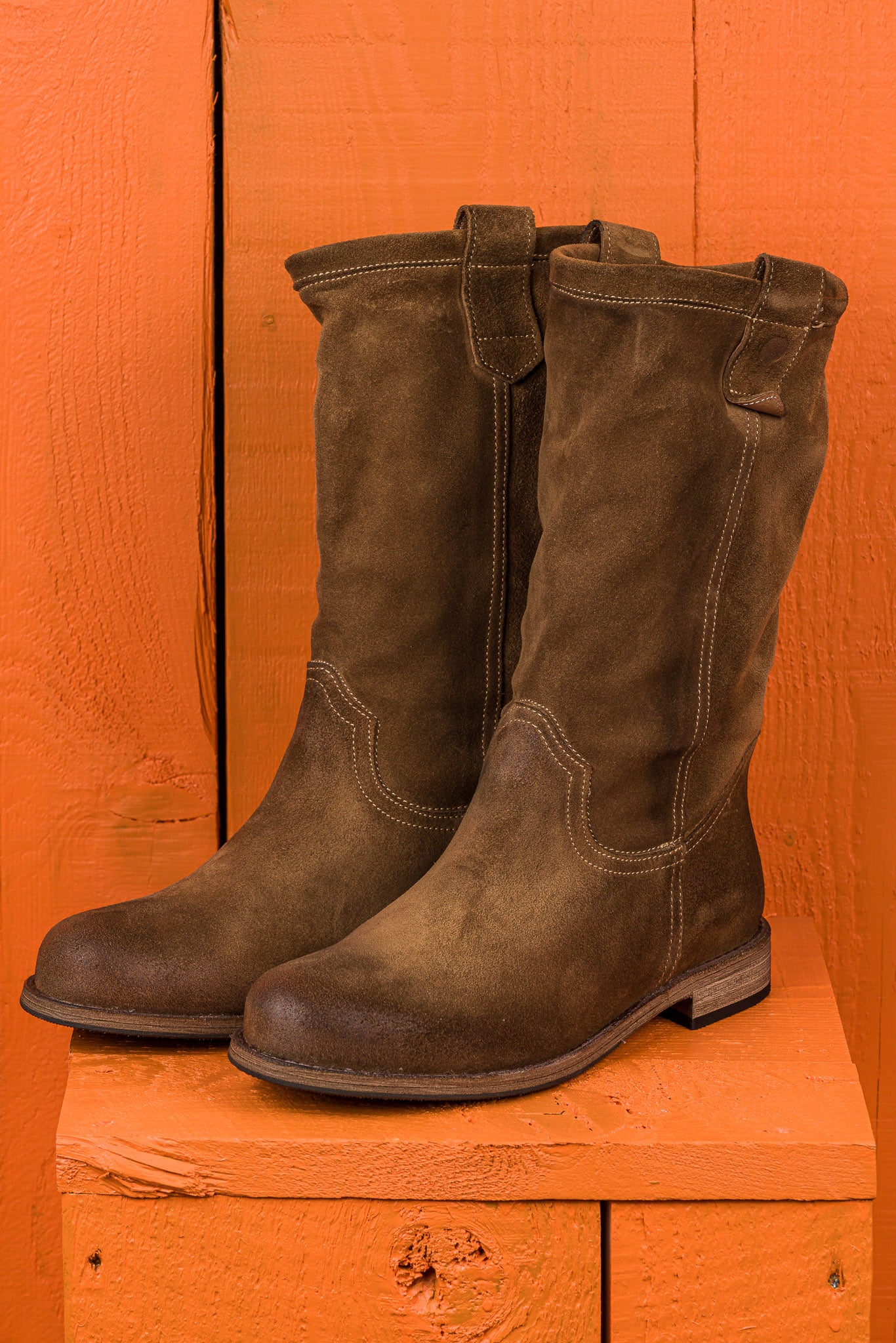 Benheart Agnese 5555 women’s taupe suede leather boots, front angled view.