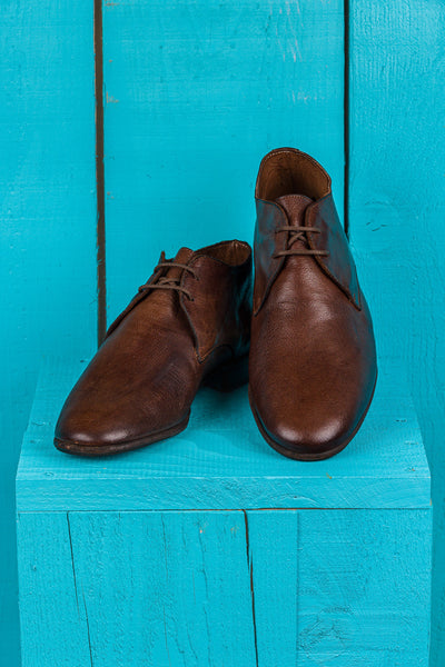 Benheart Amato 5999 men's lace-up leather Derby shoes in brown color, front angled and top view.