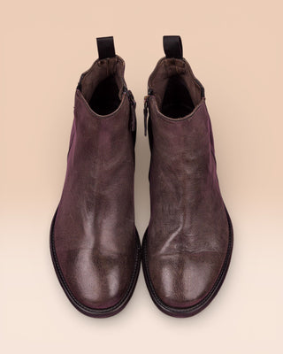 Top view of Benheart Aufiero 1434 men’s Chelsea boots in pietra fumo stone grey leather.