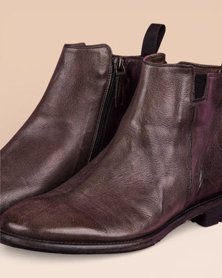 Close-up view of Benheart Aufiero 1535 Chelsea boots in pietra fumo stone grey leather.