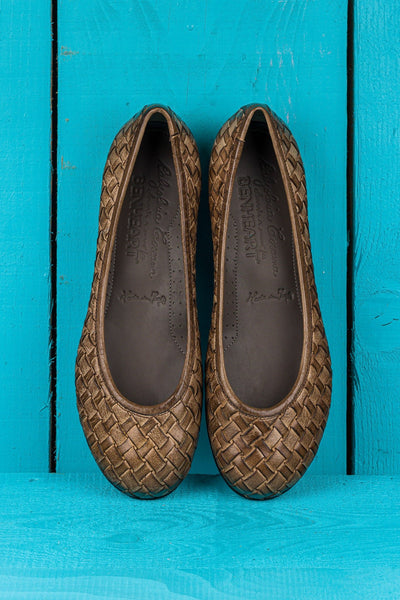 Top view of Benheart Bellari B970 woven leather ballet flats in taupe, handcrafted in Florence.
