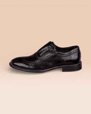 Side view of Benheart Colombo 7543 men’s black leather slip-on brogue shoes.