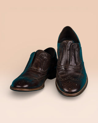 Front angled and top view of Benheart Colombo 7543 men’s tobacco leather brogue slip-on shoes.