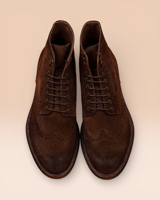 Top view of Benheart Daniel men’s lace-up brogue ankle boots with wingtip design in brown cigar suede.