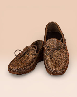 Front angled and top view of Benheart Innocenti E951 woven taupe leather driving moccasins.