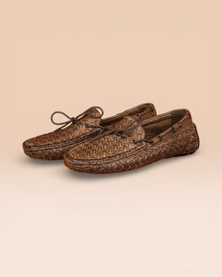 Front angled view of Benheart Innocenti E951 woven taupe leather driving moccasins.