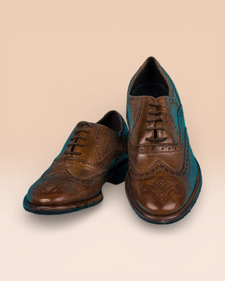 Benheart Morelli 7319 men’s leather derby brogue shoes in moor color, front angled and top view.