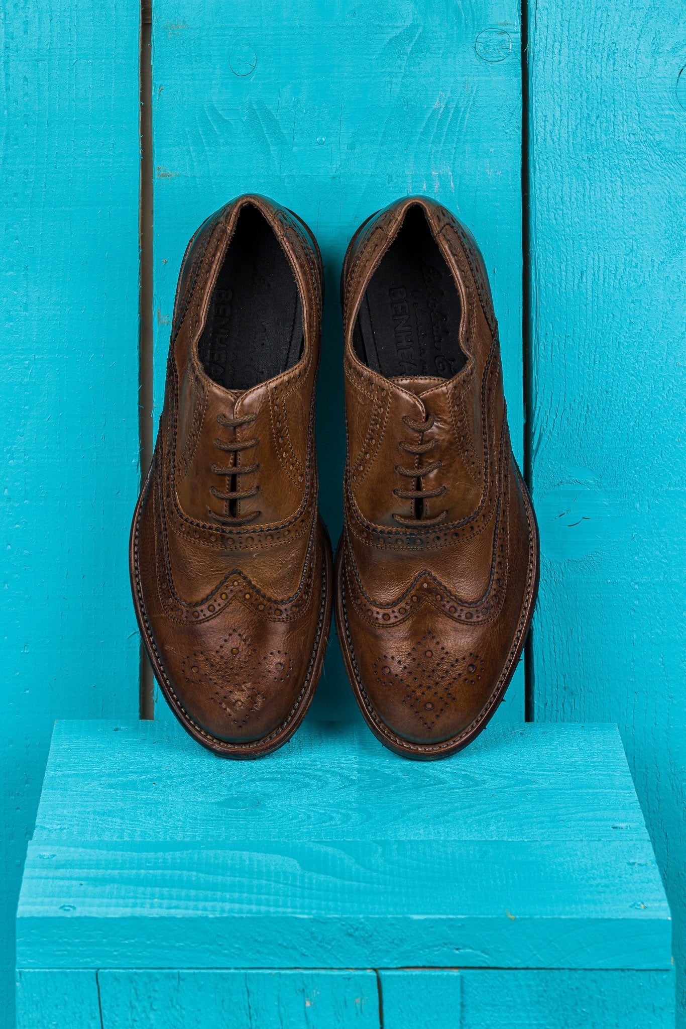 Top view of Benheart Morelli 7319 men’s leather derby brogue shoes in moor color.
