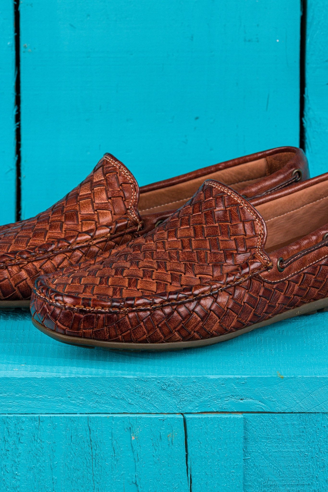 Benheart Paci A748 cocker woven leather driving moccasins, close up view.